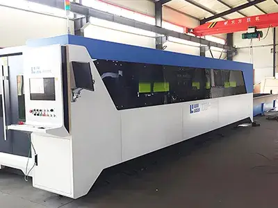 معدة القطع بالليزر