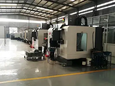 التصنيع بماكينات CNC