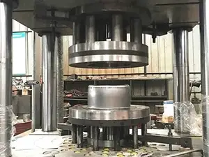 خدمات التشكيل المعدني بالختم