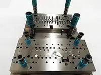 خدمات التشكيل المعدني بالختم