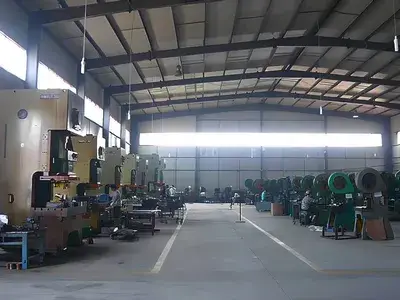 خدمات لحام المعادن