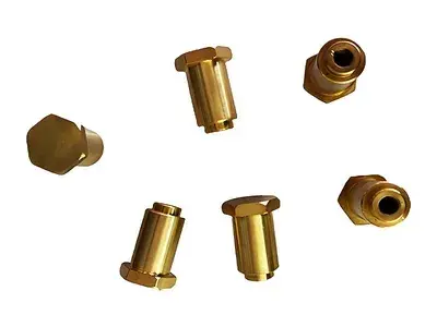 قطع مصنعة بماكينات CNC