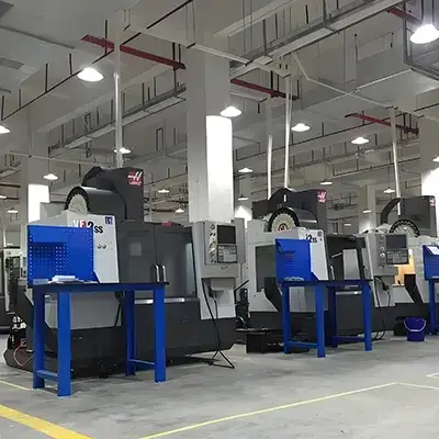 خدمات التصنيع الدقيق