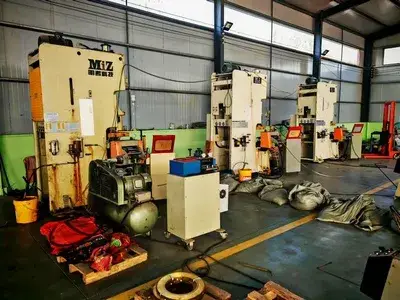 خدمات تصنيع الصفائح المعدنية