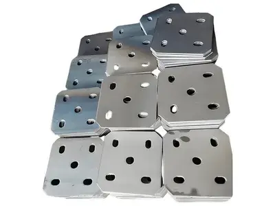 قطع معدنية مشكلة بالختم